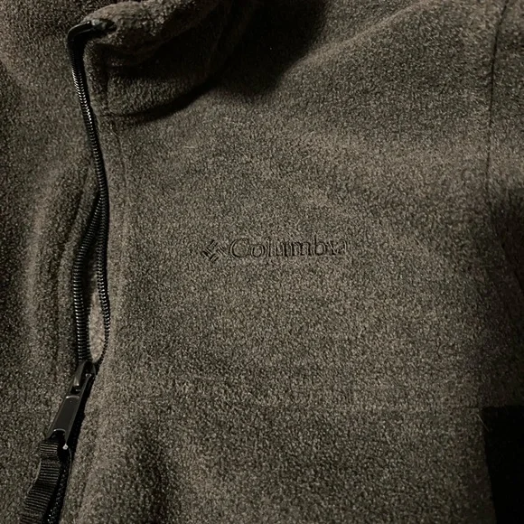 Boys Columbia Zip Up - Picture 2 of 3